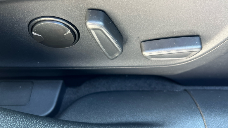 Ford Kuga 2.5 PHEV ST-Line 5dr CVT Estate